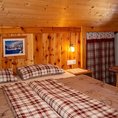 Gasteinerhuette Im Zirbenwald Bad Gastein Salzburg Bad Gastein